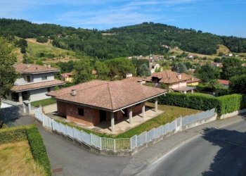Facciata - Villa via Pramartino, 2, San Pietro Val Lemina - foto 1