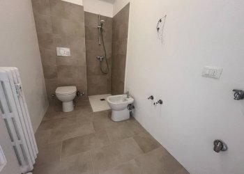 Bagno - One-room apartment via Enrico Toti, 9, Sondrio - photo 4