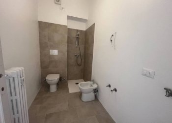 Bagno - One-room apartment via Enrico Toti, 9, Sondrio - photo 5