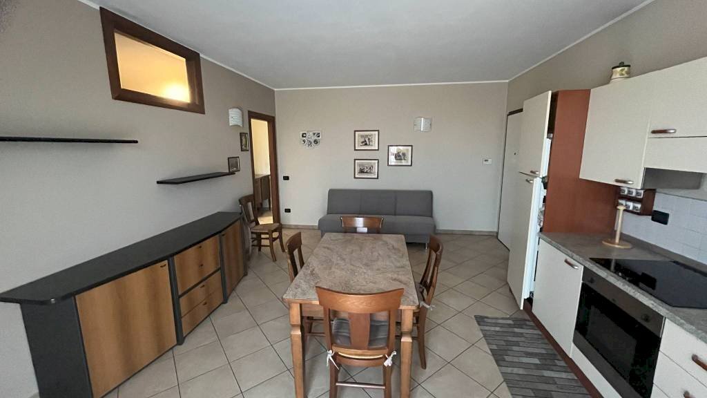 Salone - Appartamento via Pirio, 42A, Priocca - foto 3
