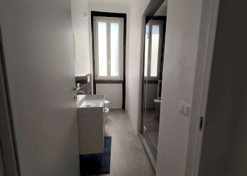 b3eb730f-8797-400c-9eb5-37f3bf200c70 - Three-room apartment corso di Porta Vigentina, Milano - photo 27