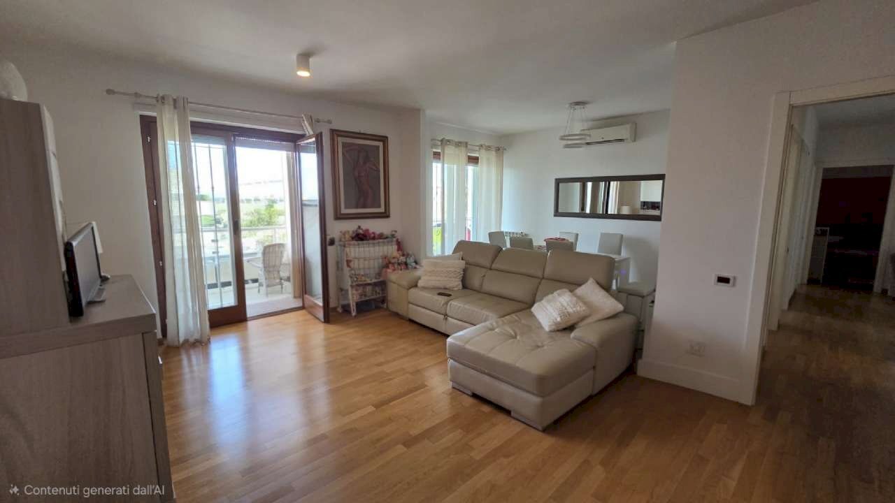 whatsapp image 2026-07-08 at 21.33.60 - Attic viale Leonida tonelli, Roma - photo 1