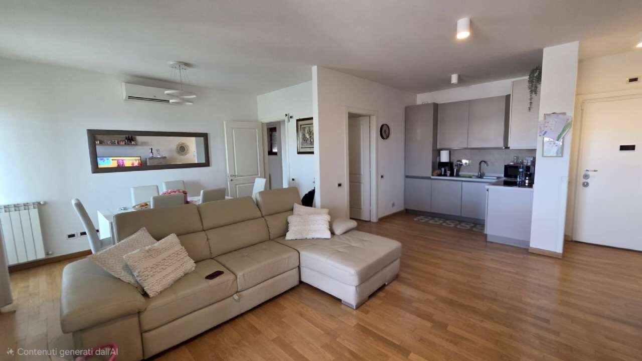 whatsapp image 2026-07-08 at 21.33.61 - Attic viale Leonida tonelli, Roma - photo 2