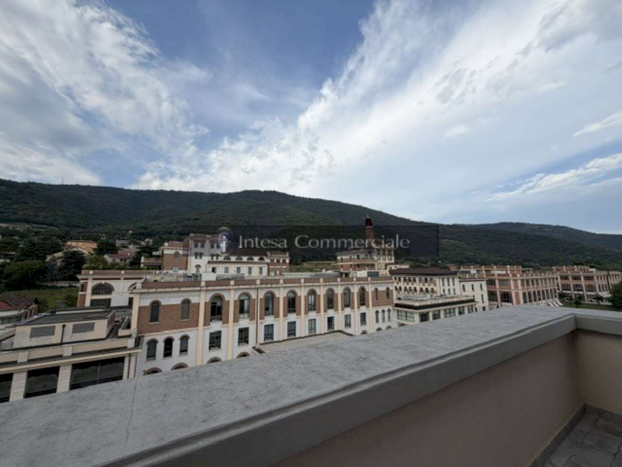 VISTA 04 - Four-room apartment via Borgo Pietro Wuhrer, Brescia - photo 1