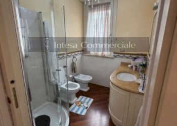 BAGNO 02 - Four-room apartment via Borgo Pietro Wuhrer, Brescia - photo 8