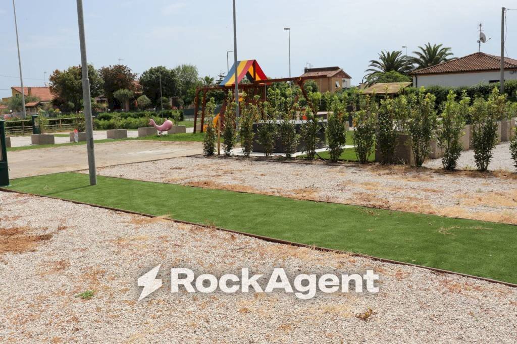 Giardino - Attività Commerciale strada Nazionale Adriatica Sud, 108, Fano - foto 3