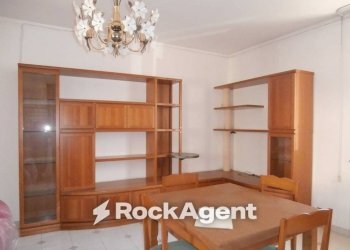 Salone - Appartamento via Dottor Magnani, Breme - foto 3