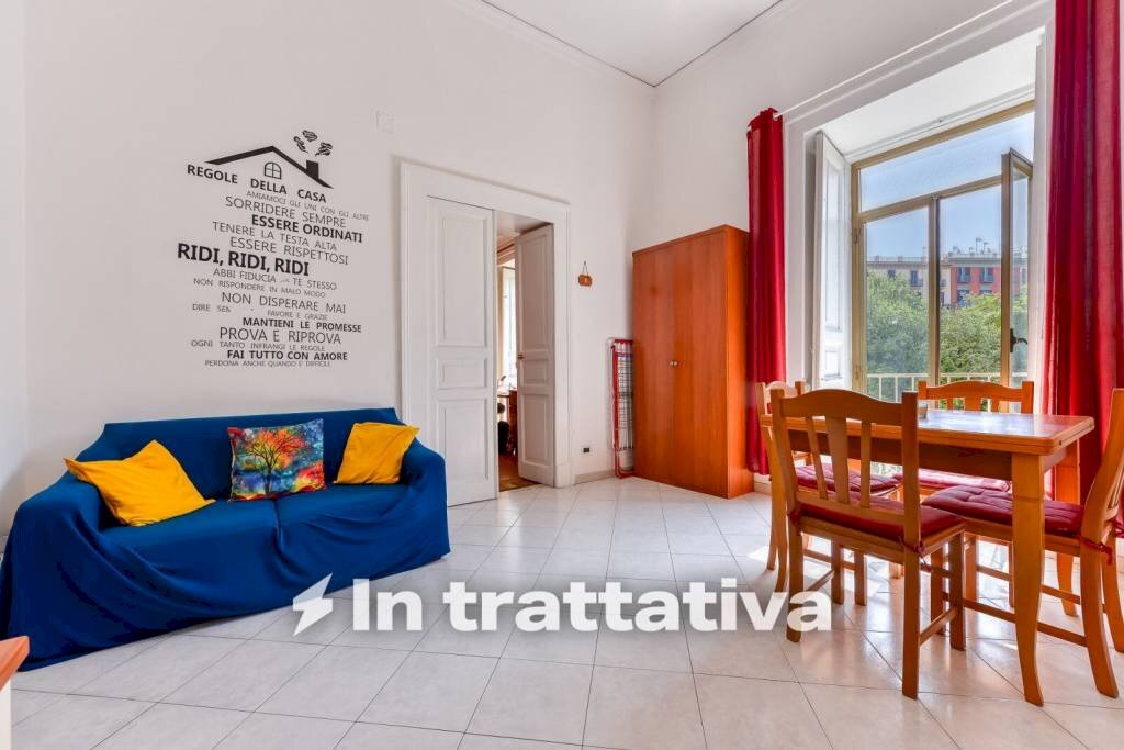 Salone - Four-room apartment corso Vittorio Emanuele, Napoli (neighborhood Chiaia) - photo 1
