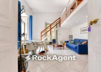 Salone - Four-room apartment corso Vittorio Emanuele, Napoli (neighborhood Chiaia) - photo 5