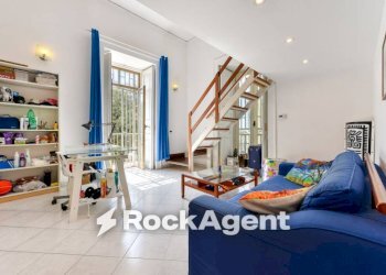 Salone - Four-room apartment corso Vittorio Emanuele, Napoli (neighborhood Chiaia) - photo 6