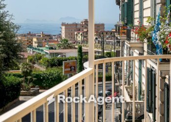 Balcone - Quadrilocale corso Vittorio Emanuele, Napoli (zona Chiaia) - foto 18