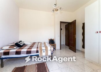 Camera da letto - Four-room apartment via Antico Corso, 2, Catania - photo 8