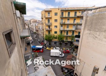 Vista - Four-room apartment via Antico Corso, 2, Catania - photo 12