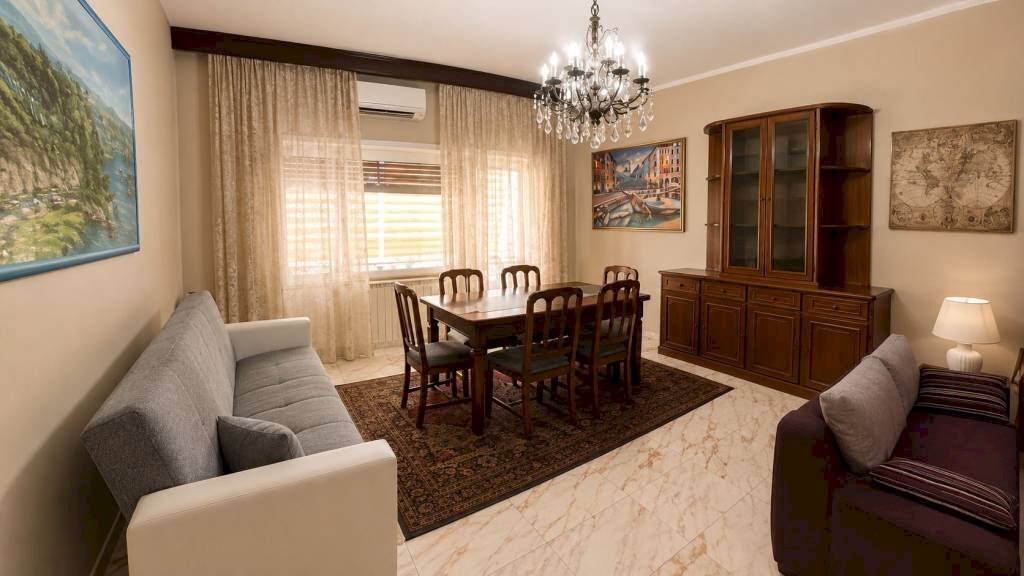 Salone - Quadrilocale via delle Baleniere, 92, Roma (zona Lido di Ostia) - foto 3
