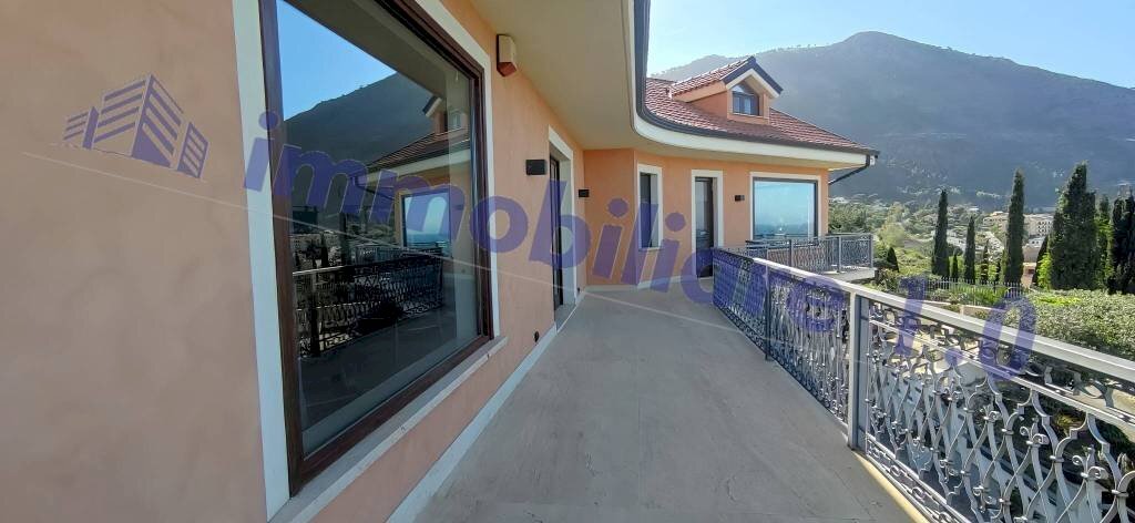 Terrazzo - Villa viale Umberto I, 17, Castellammare del Golfo - foto 3