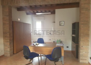 5_Cucina.jpg - Independent house Via della Libertà 60, Bondeno - photo 7