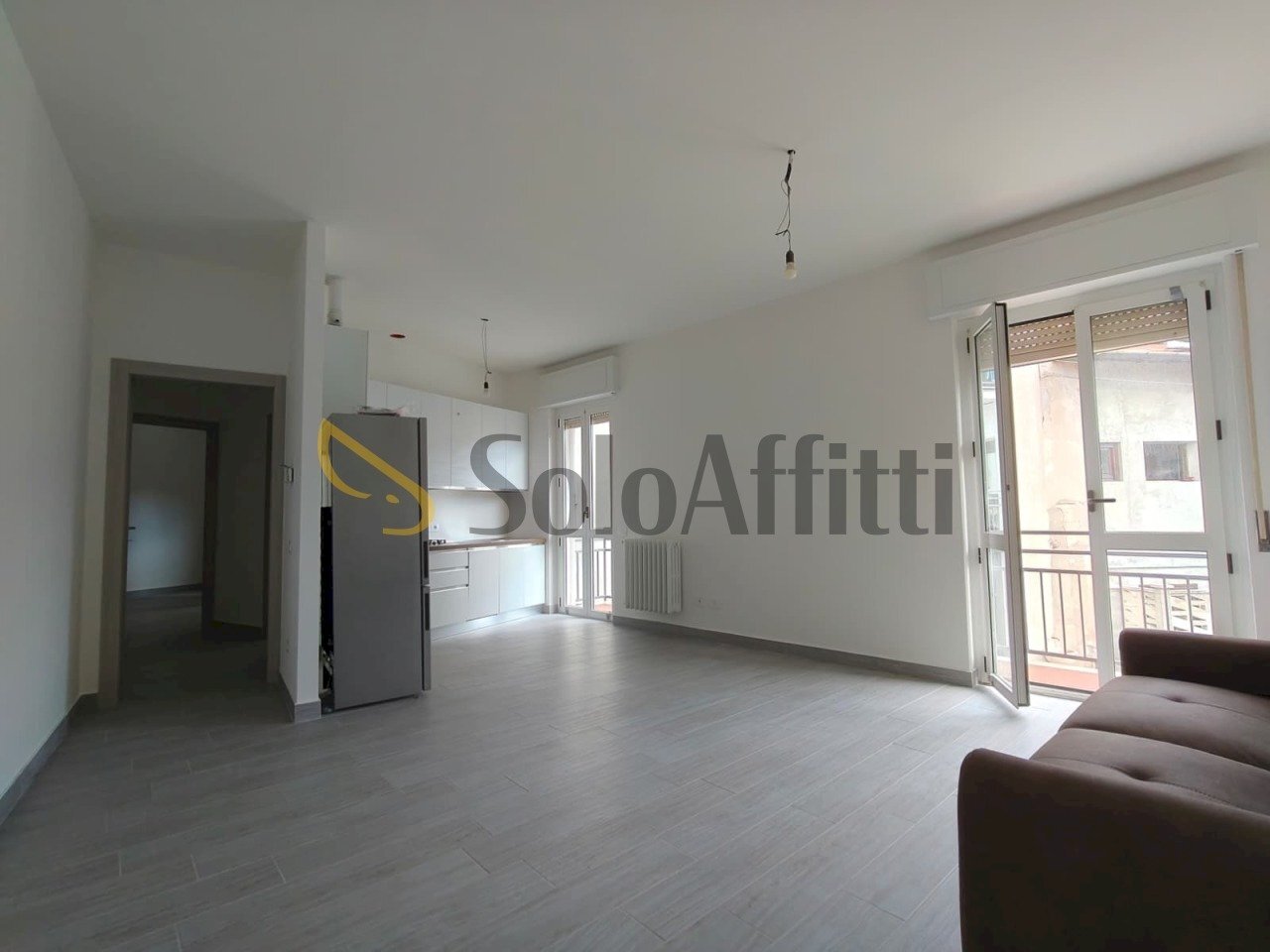 soggiorno con angolo cottura - Bilocale Gemonio - foto 3