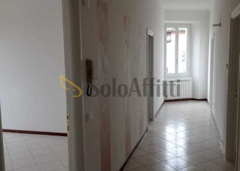 Three-room apartment Luino - photo 9