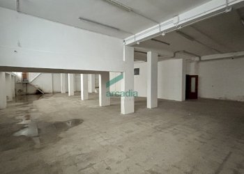 dettagli - Box Via Monte San Michele 104, Bari - foto 4