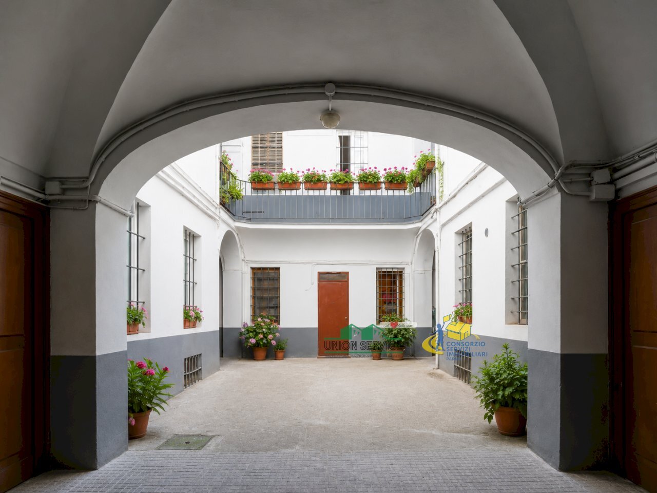 androne condominiale - Apartment Piazzale Corte d'Appello, Parma - photo 3