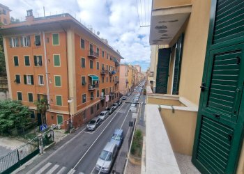 esposizione appartamento via donghi san fruttuoso - Appartamento Via Donghi 24, Genova (zona San Fruttuoso) - foto 1