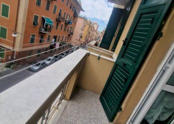 balcone bis appartamento via donghi san fruttuoso - Appartamento Via Donghi 24, Genova (zona San Fruttuoso) - foto 16
