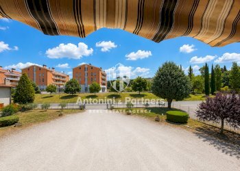 appartamento e negozi il polo 15 - Casa indipendente Vocabolo Bodoglie, Todi - foto 16