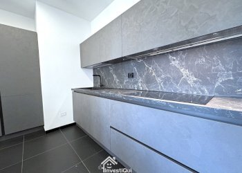 CUCINA - Trilocale Piazza della Vittoria 36, Pietra Ligure - foto 12