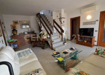 DSC_0411.JPG - Four-room apartment Via Giovanni Verga, Grosseto - photo 3