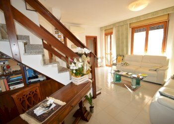 DSC_0404.JPG - Four-room apartment Via Giovanni Verga, Grosseto - photo 28