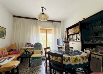 Salotto - Three-room apartment Via Pio XI 87, Como - photo 9