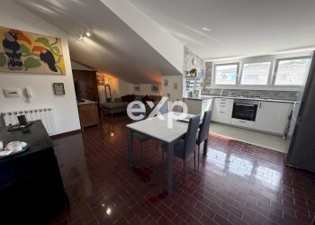 Two-room apartment Via Francesco Bartolomeo Rastrelli, Roma (neighborhood Villaggio Azzurro) - photo 9