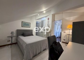 Two-room apartment Via Francesco Bartolomeo Rastrelli, Roma (neighborhood Villaggio Azzurro) - photo 13