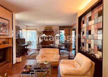 Villa Lucca (neighborhood San Concordio Contrada) - photo 9