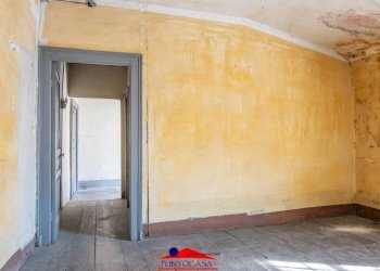 Apartment Via Umberto I, 7, Busca - photo 33