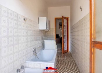 Two-room apartment Via Maria Damiano, 1, Dronero - photo 16