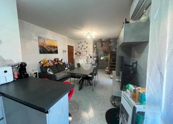 Four-room apartment Via Principe Amedeo, Beinasco - photo 4
