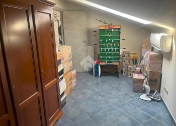 Four-room apartment Via Principe Amedeo, Beinasco - photo 16