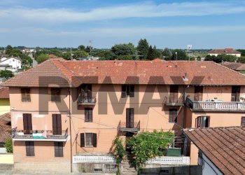 Two-room apartment Via Umberto I, 28
Rovasenda, Rovasenda - photo 1