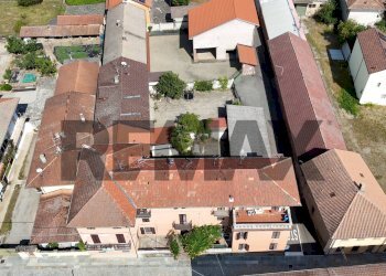 Two-room apartment Via Umberto I, 28
Rovasenda, Rovasenda - photo 31