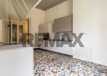 One-room apartment Centro, Biella, Biella - photo 7