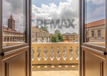 One-room apartment Centro, Biella, Biella - photo 21