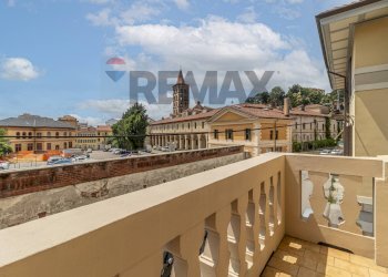 One-room apartment Centro, Biella, Biella - photo 23