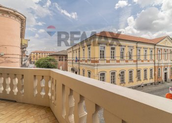 One-room apartment Centro, Biella, Biella - photo 28