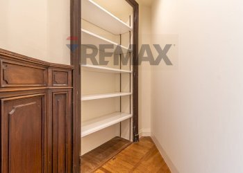 One-room apartment Centro, Biella, Biella - photo 34