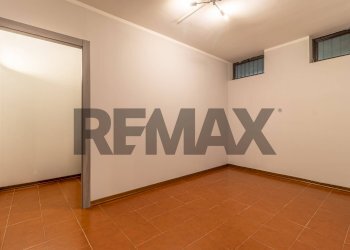 One-room apartment Biella, BI, Biella - photo 24