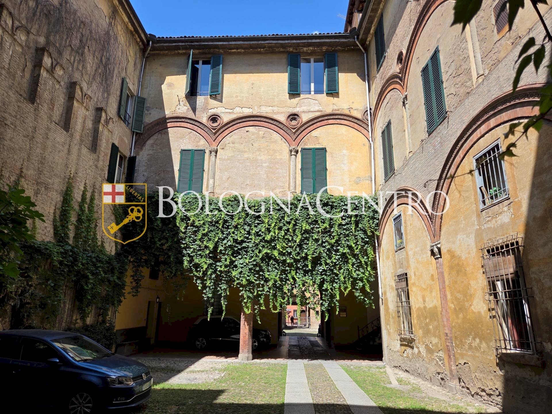 Office Bologna (neighborhood Castiglione) - photo 1