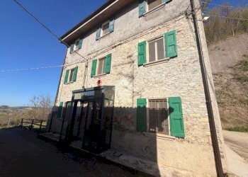 Independent house Via Tiola, Valsamoggia (neighborhood Modena Est) - photo 2