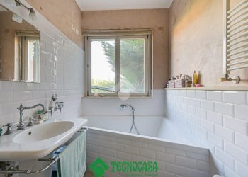 Three-room apartment Via Nave, Sarzana - photo 24