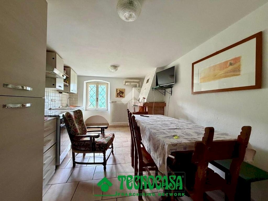 Casa semi indipendente Via Vittorio Veneto, Castelnuovo Magra - foto 1